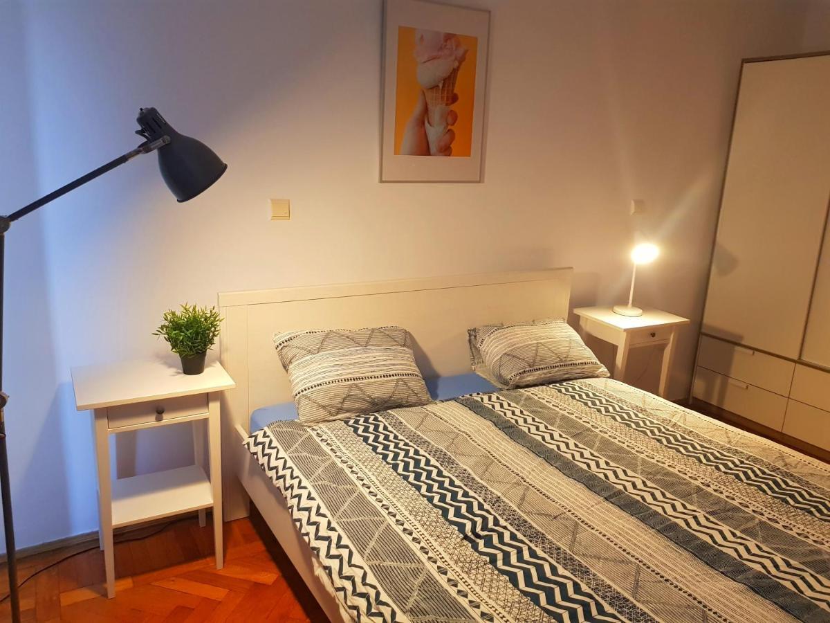 Apartment With Amazing View Near Old Town Bucharest Exterior photo